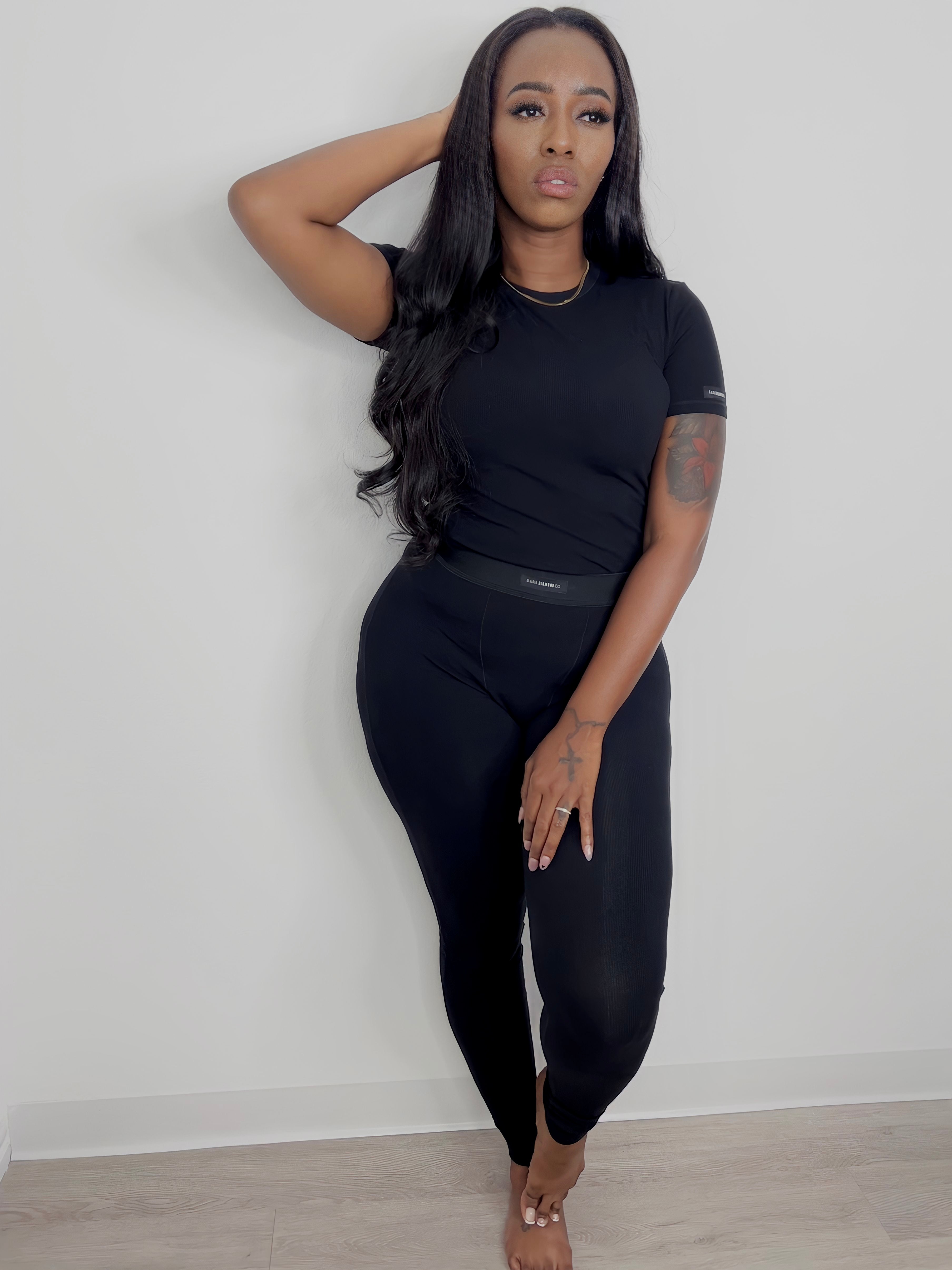 *Restock Coming Soon*Short Sleeve Ribbed Top - Noir (Black)