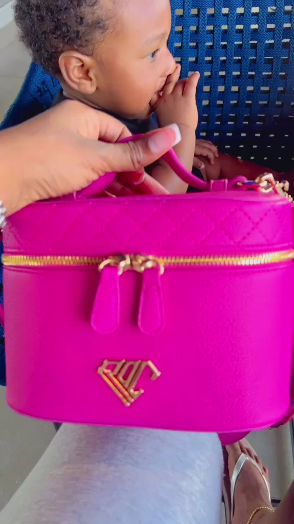 The Vanity Carry (Rare Pink)
