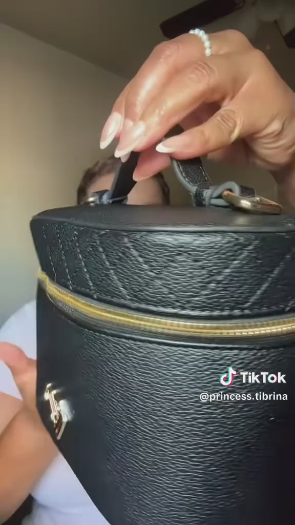 The Vanity Carry (Black)